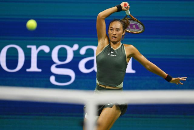 华体会平台-郑钦文今年大满贯两负萨巴 想突破仍需“跨越高山”